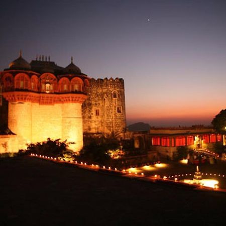 Atulya Fort Khejarla Extérieur photo