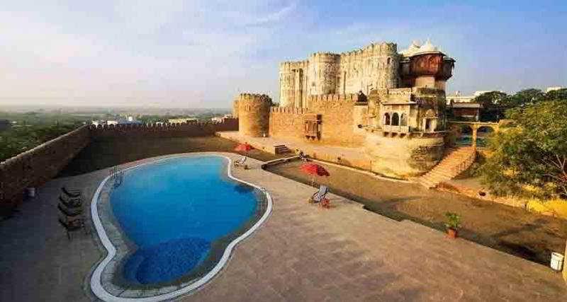 Atulya Fort Khejarla Extérieur photo