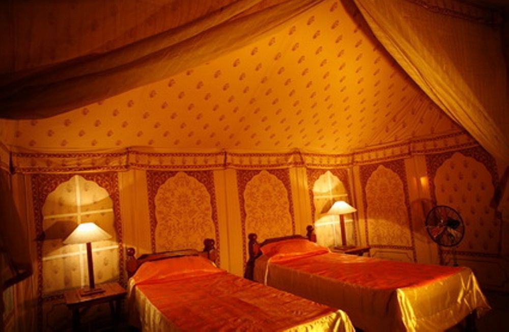 Atulya Fort Khejarla Extérieur photo