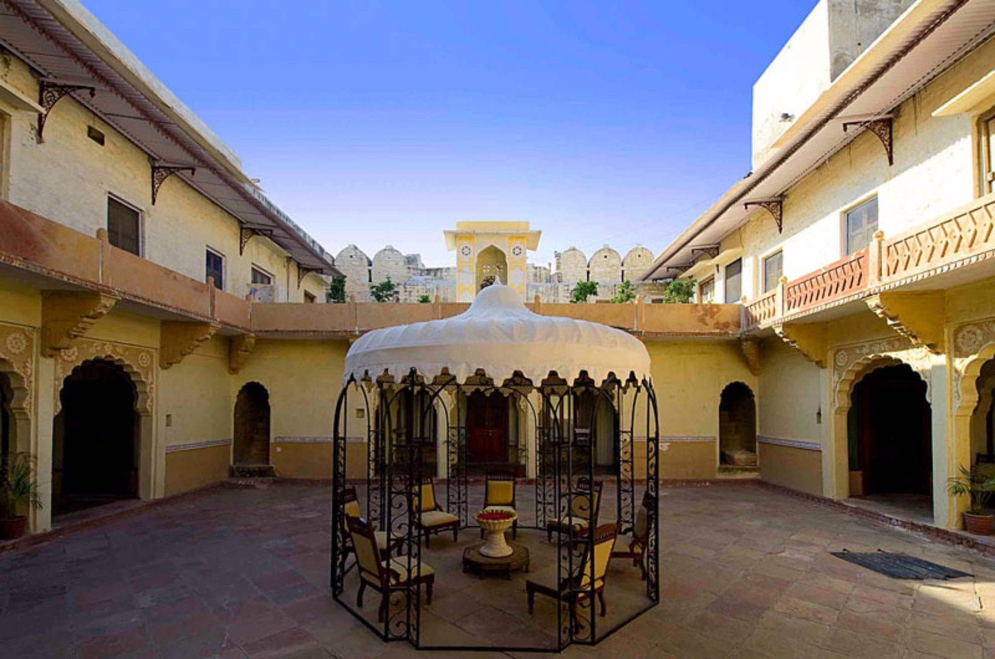 Atulya Fort Khejarla Extérieur photo