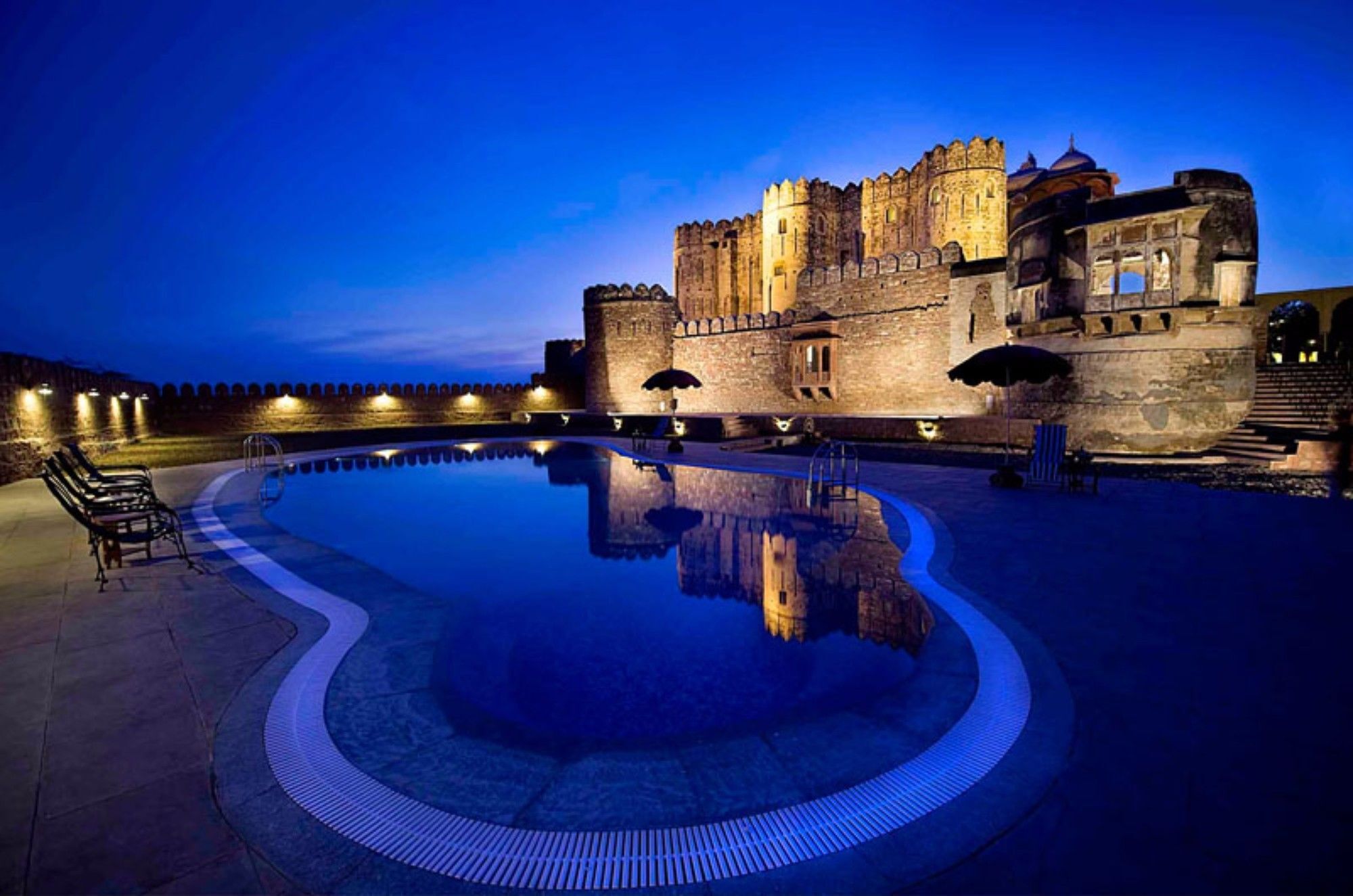 Atulya Fort Khejarla Extérieur photo